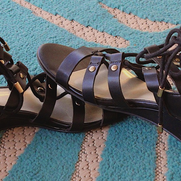 Guess Gladiator Sandals Roman Sandals - Picture 4 of 7